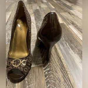 Guess Monogram Brown Open Toe Logo Heels Size: 7 1/2